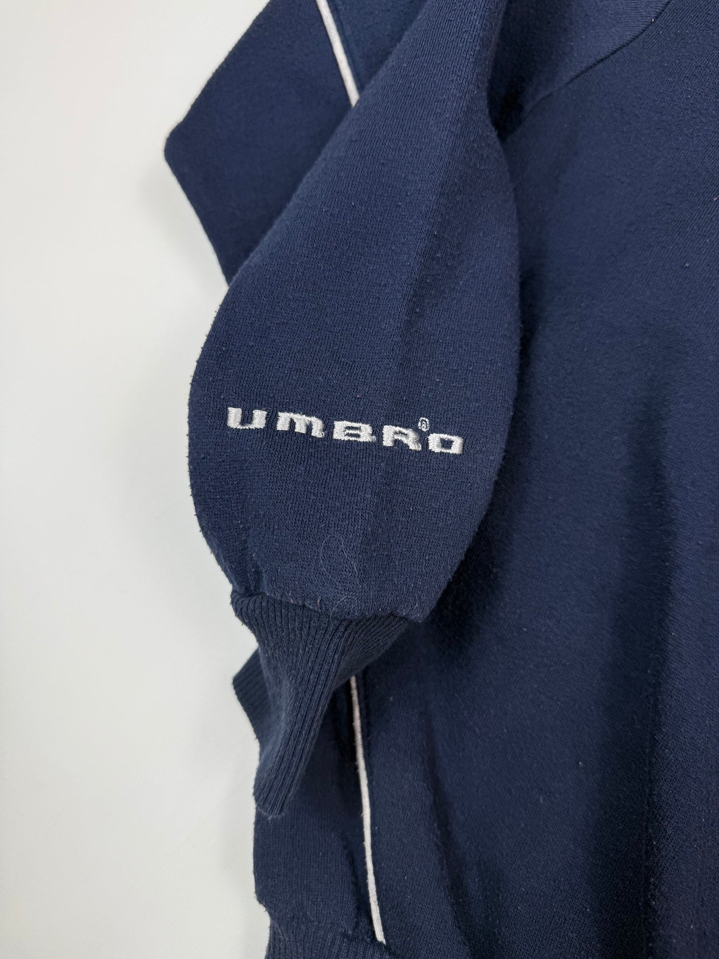 Vintage Umbro small logo sweatshirt (S)