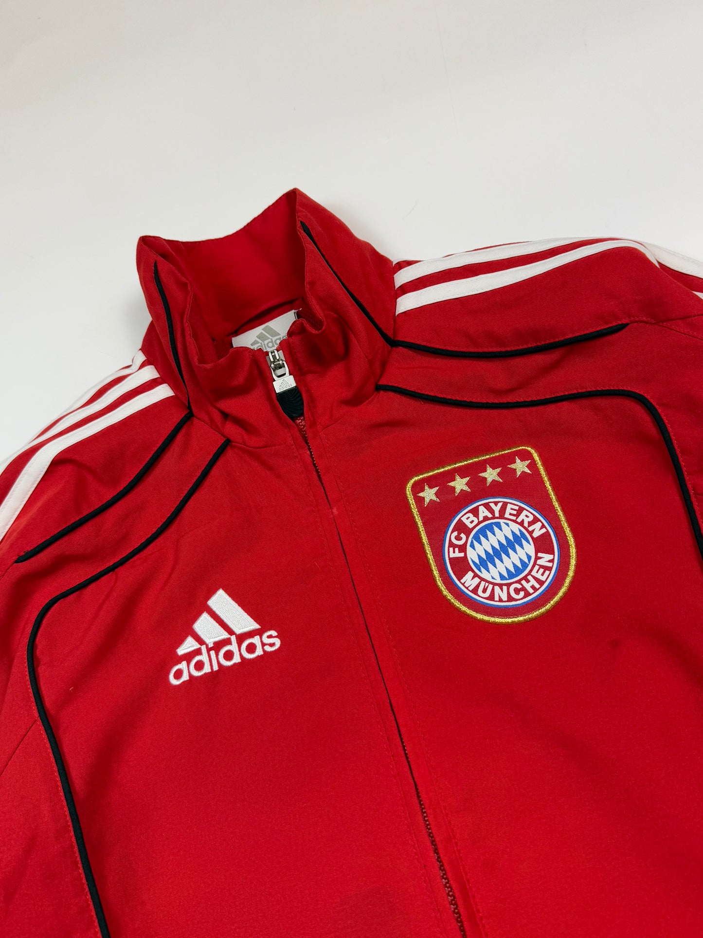 Bayern Munich 2010/11 Adidas track jacket (S)