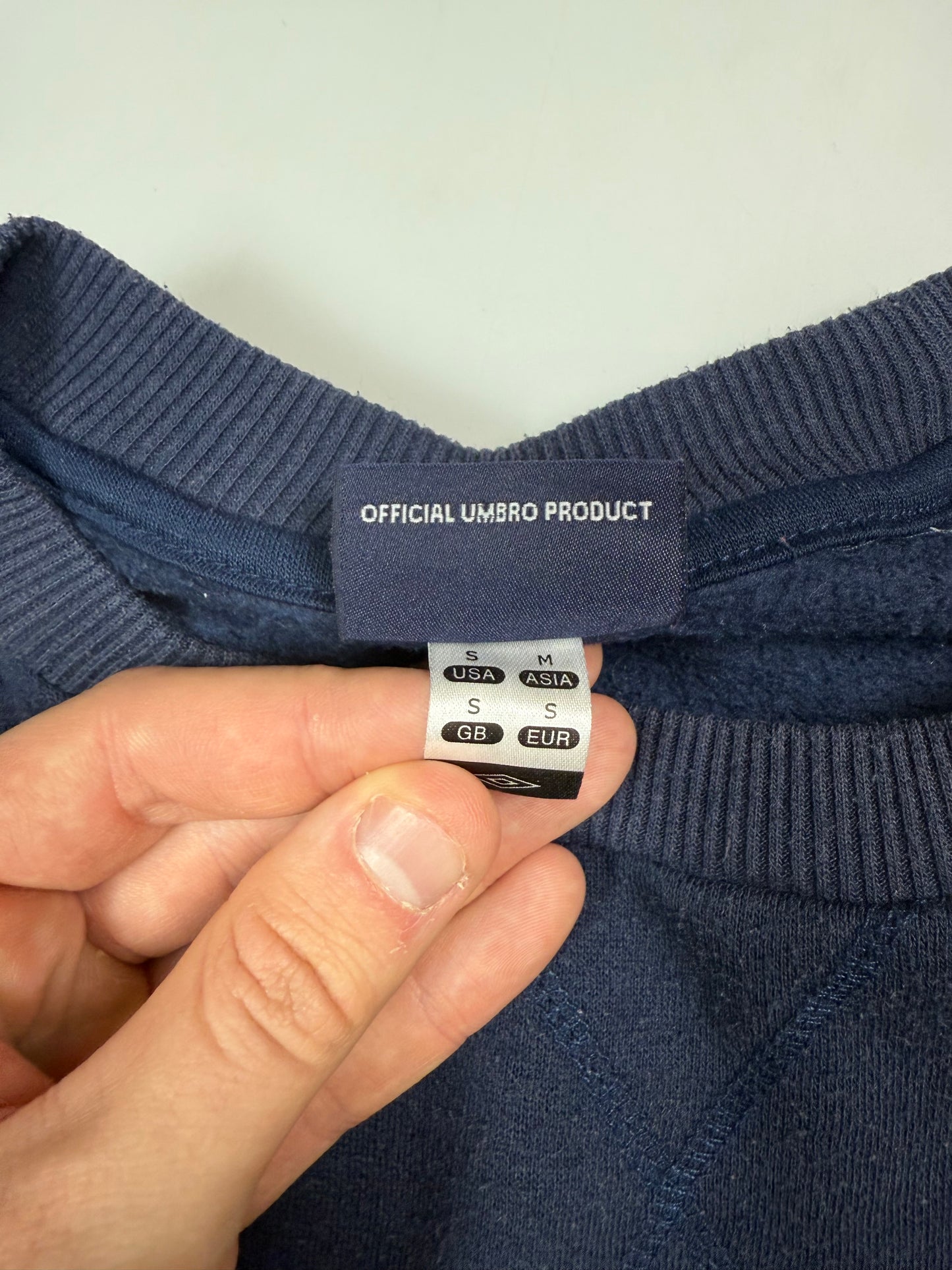Vintage Umbro small logo sweatshirt (S)
