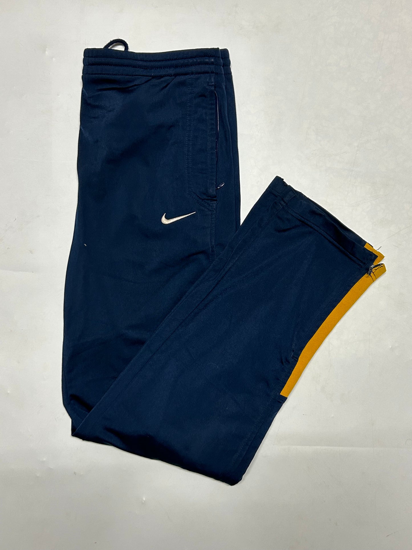 Vintage 90s Nike track pants (XL)