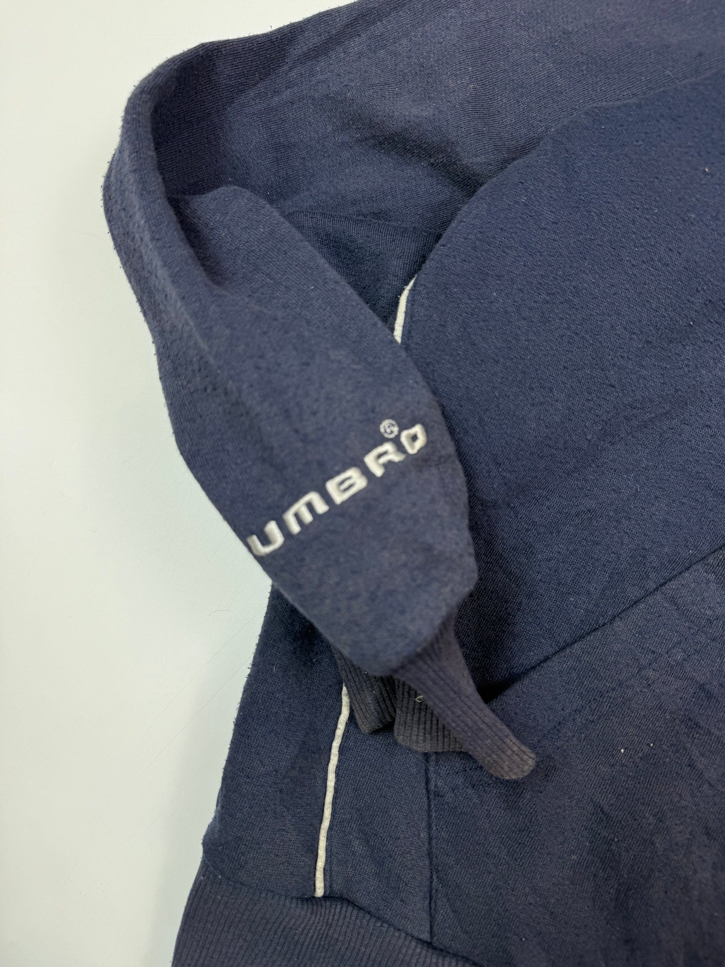 Vintage Umbro centre logo full zip hoodie (L)