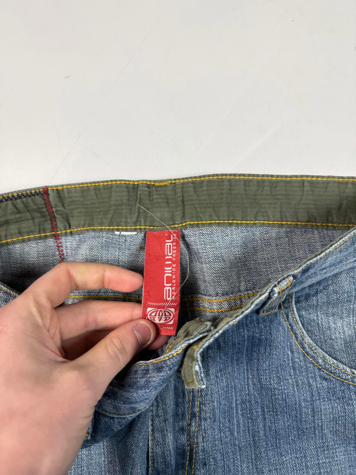 Vintage Y2K Animal baggy hip hop Jeans (W32)