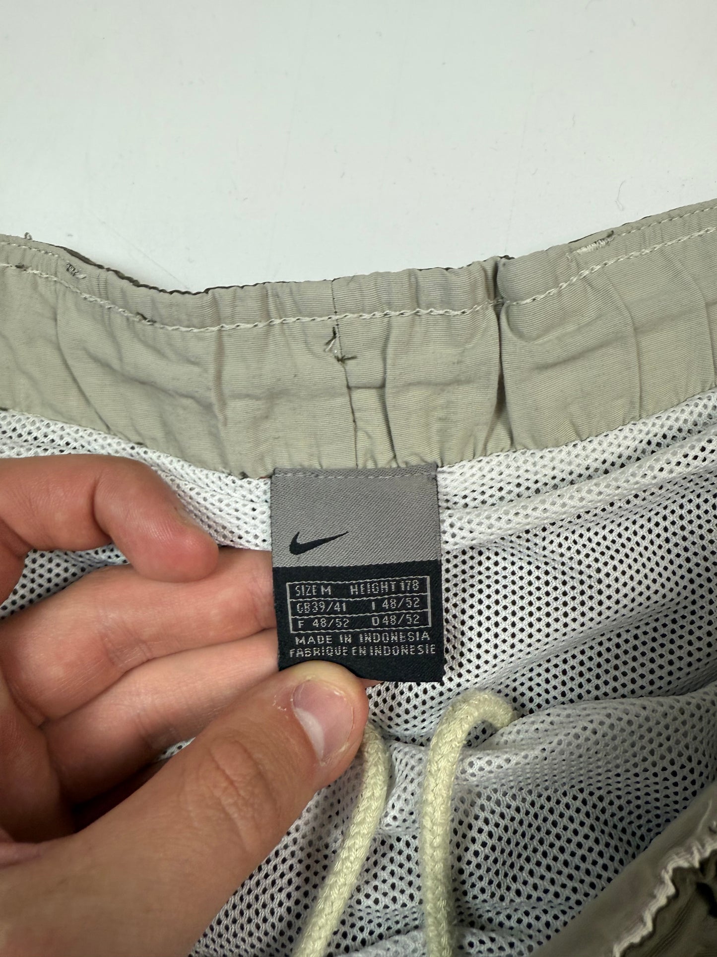 Vintage Nike baggy sport shorts (M)