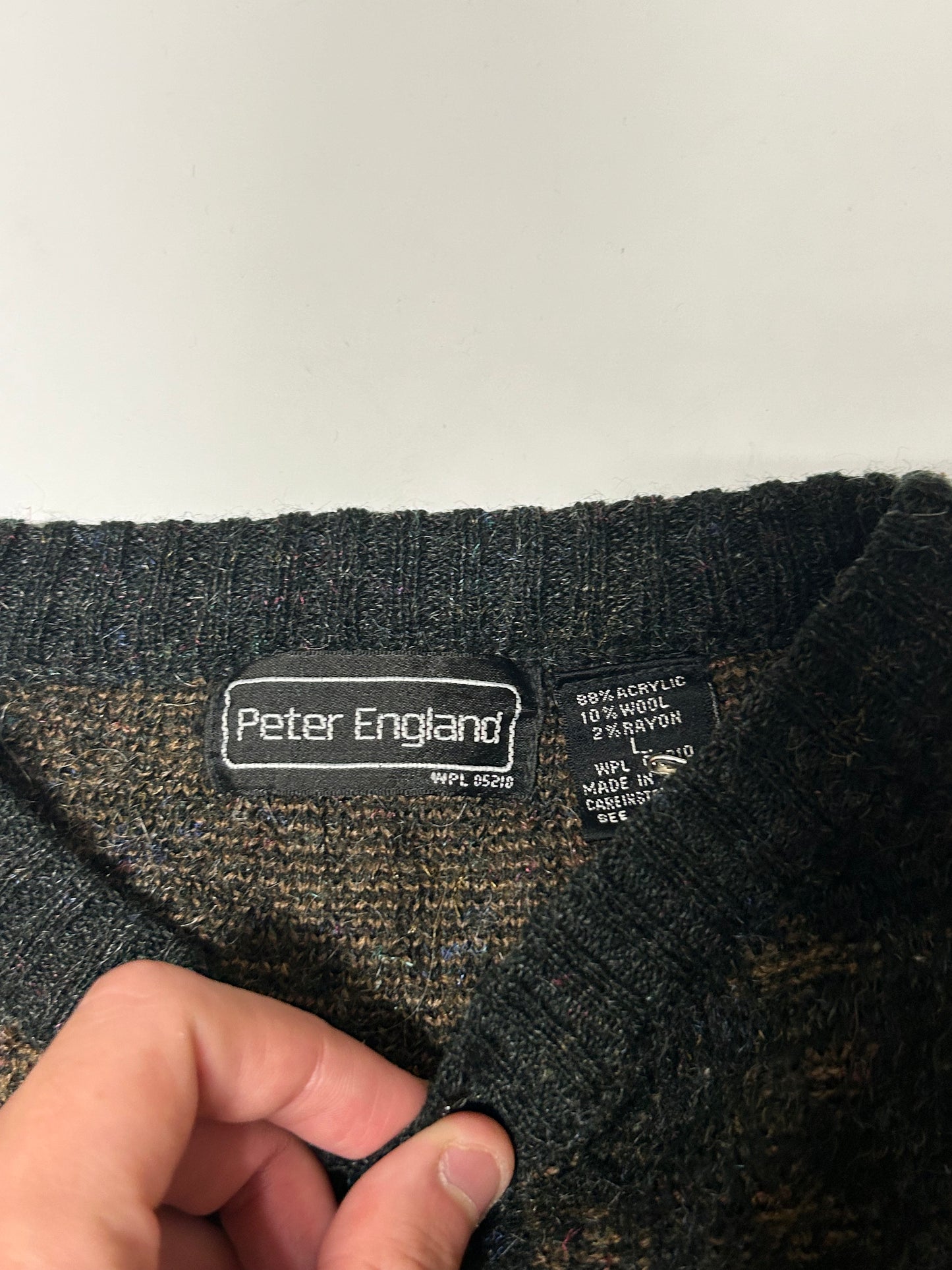 Vintage abstract knit sweater (L)