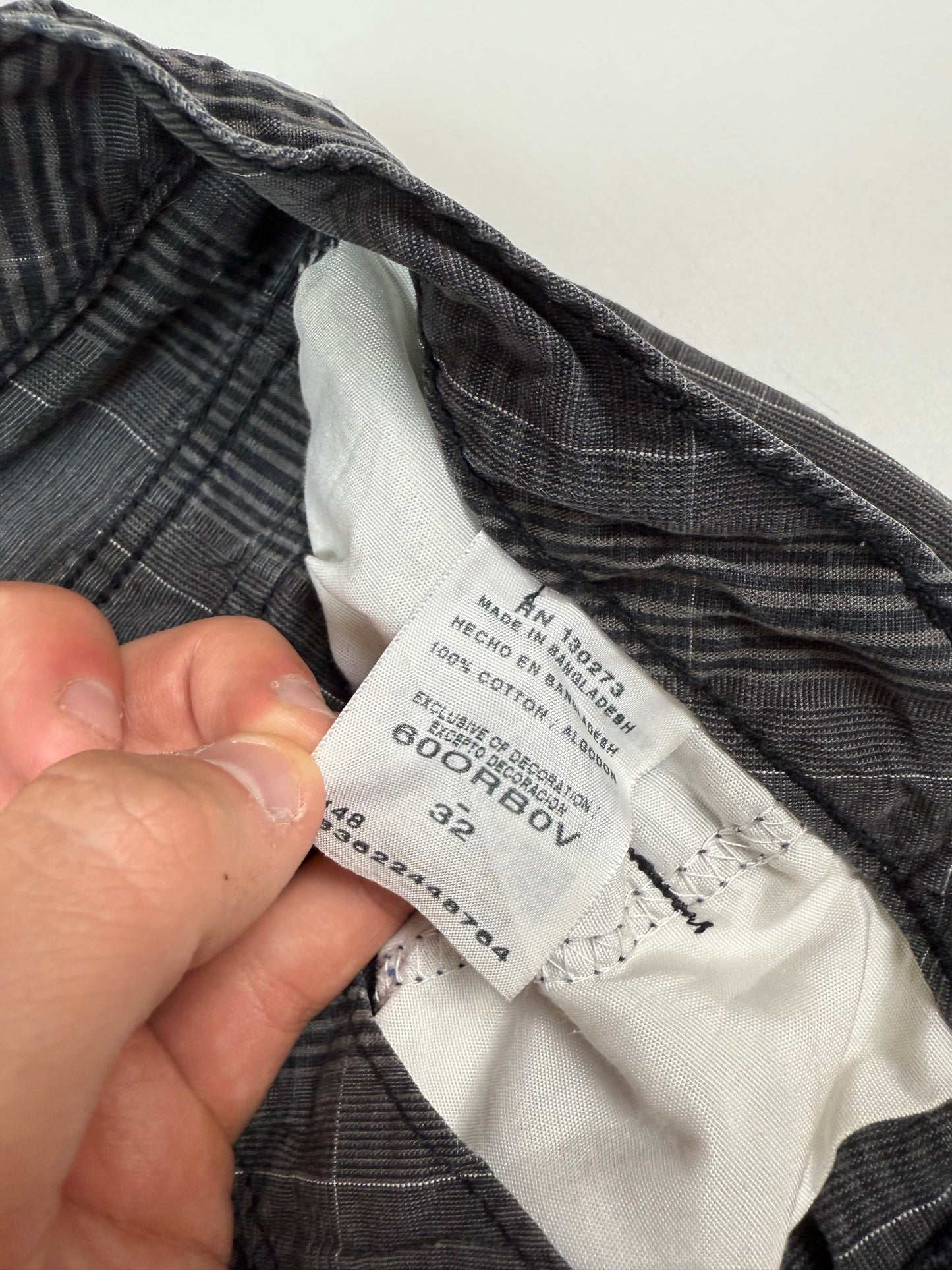 Wrangler baggy checkered cargo shorts (W32)