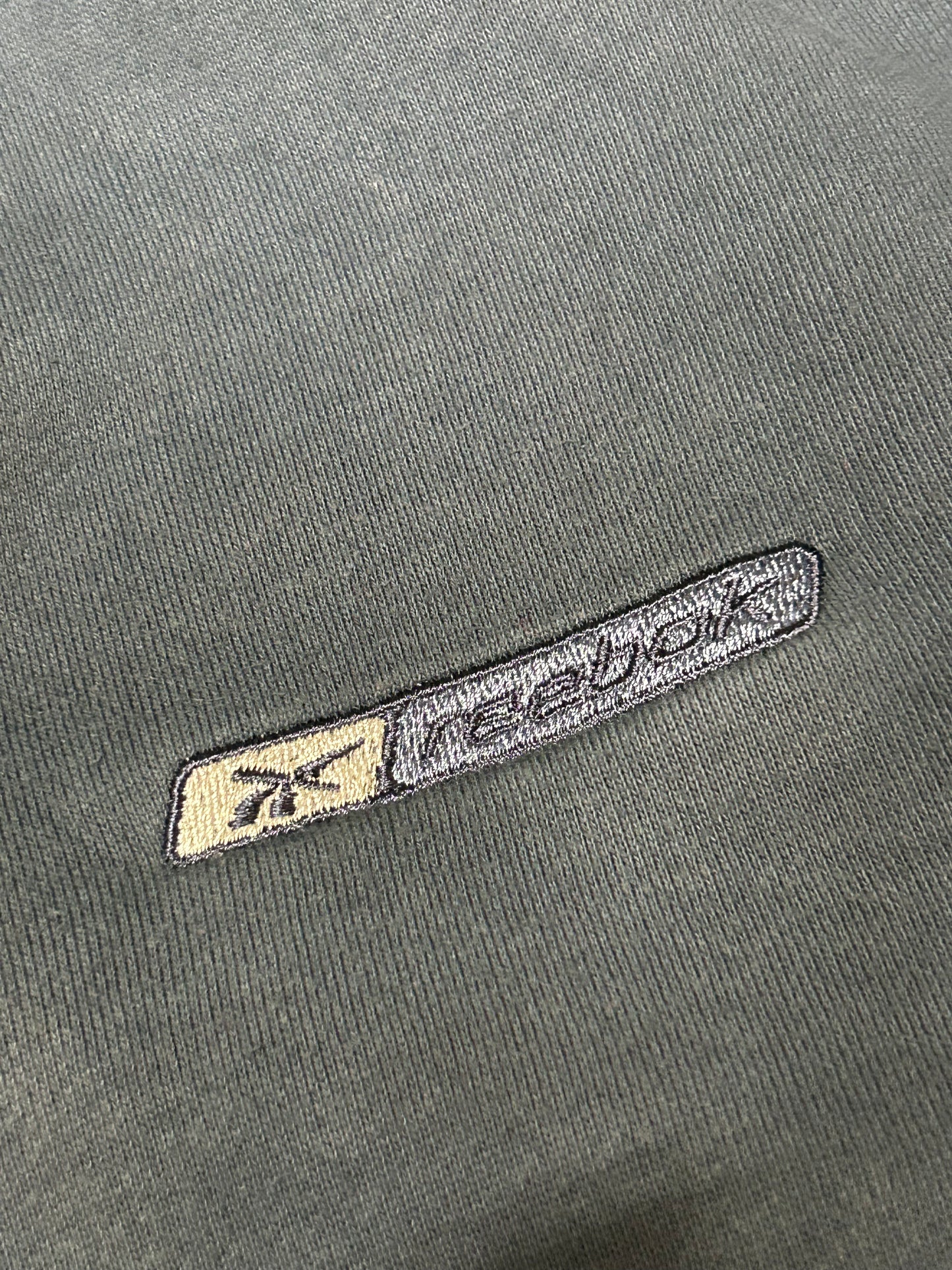 Vintage Reebok quarter zip sweatshirt (XL)