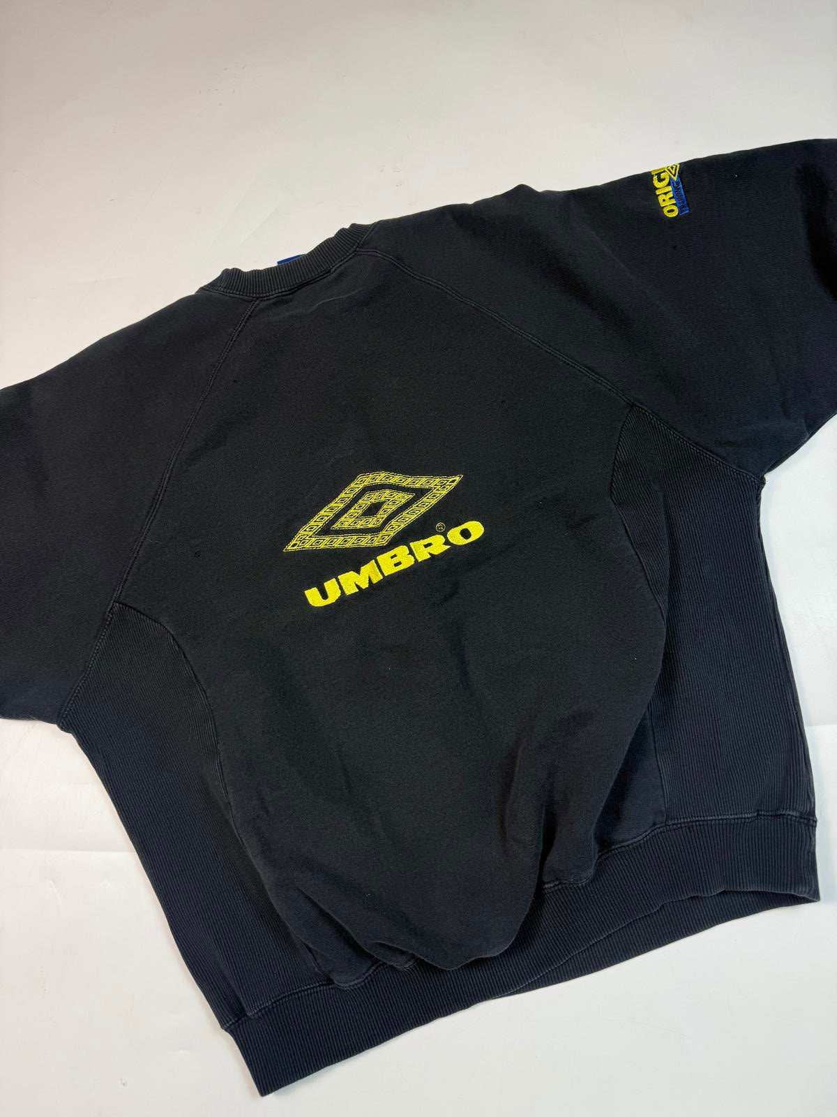 Vintage 90s Umbro pro training sweatshirt (M)