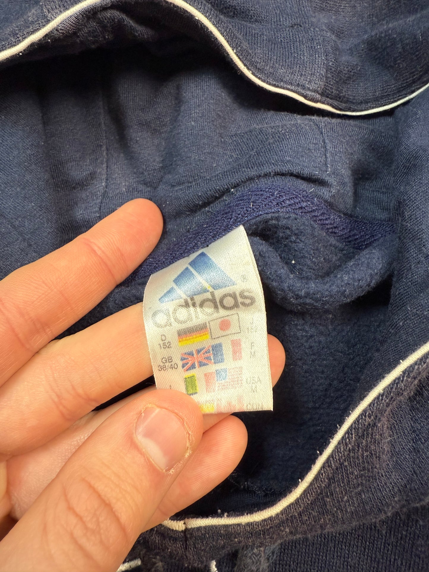 Vintage Adidas centre logo hoodie (M)