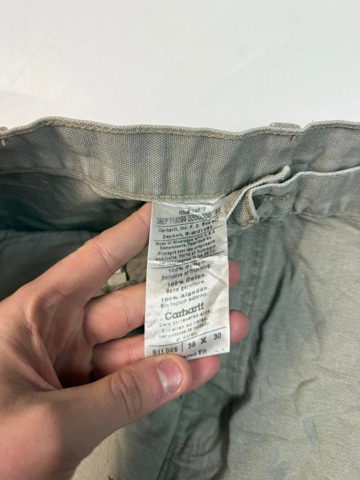 Vintage Carhartt baggy carpenter pants (w34)