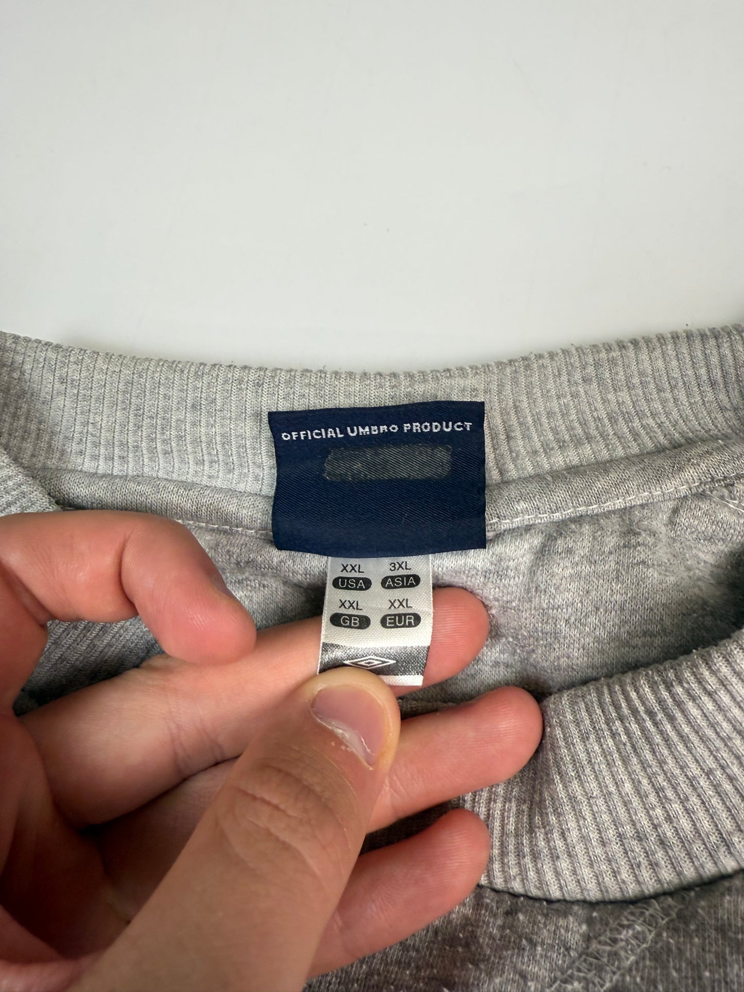 Vintage Umbro small logo sweatshirt (XXL)
