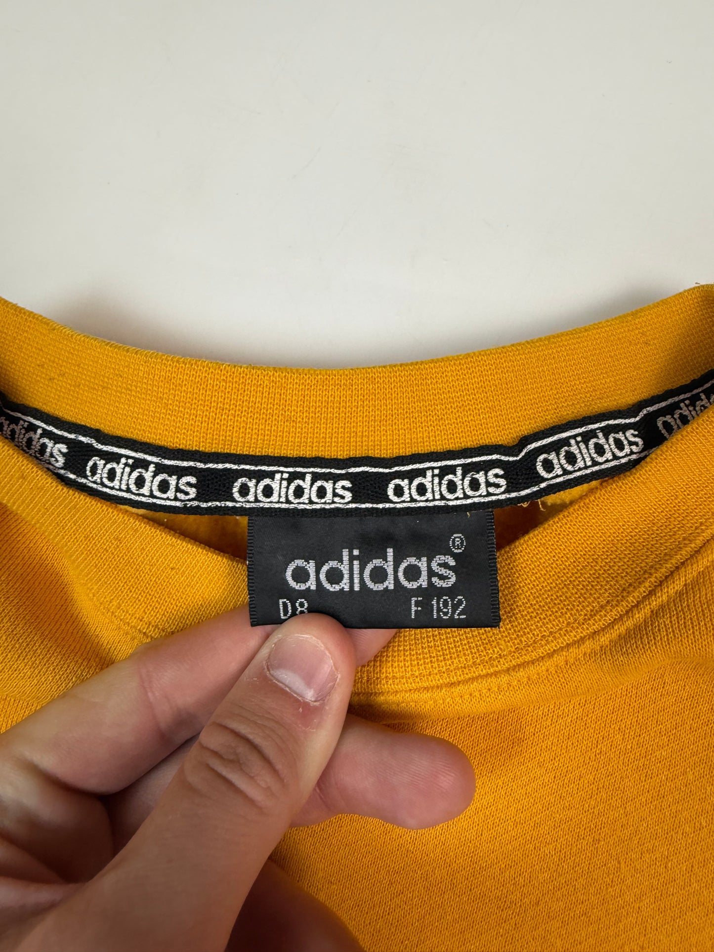 Vintage 90s Adidas small logo sweatshirt (L)