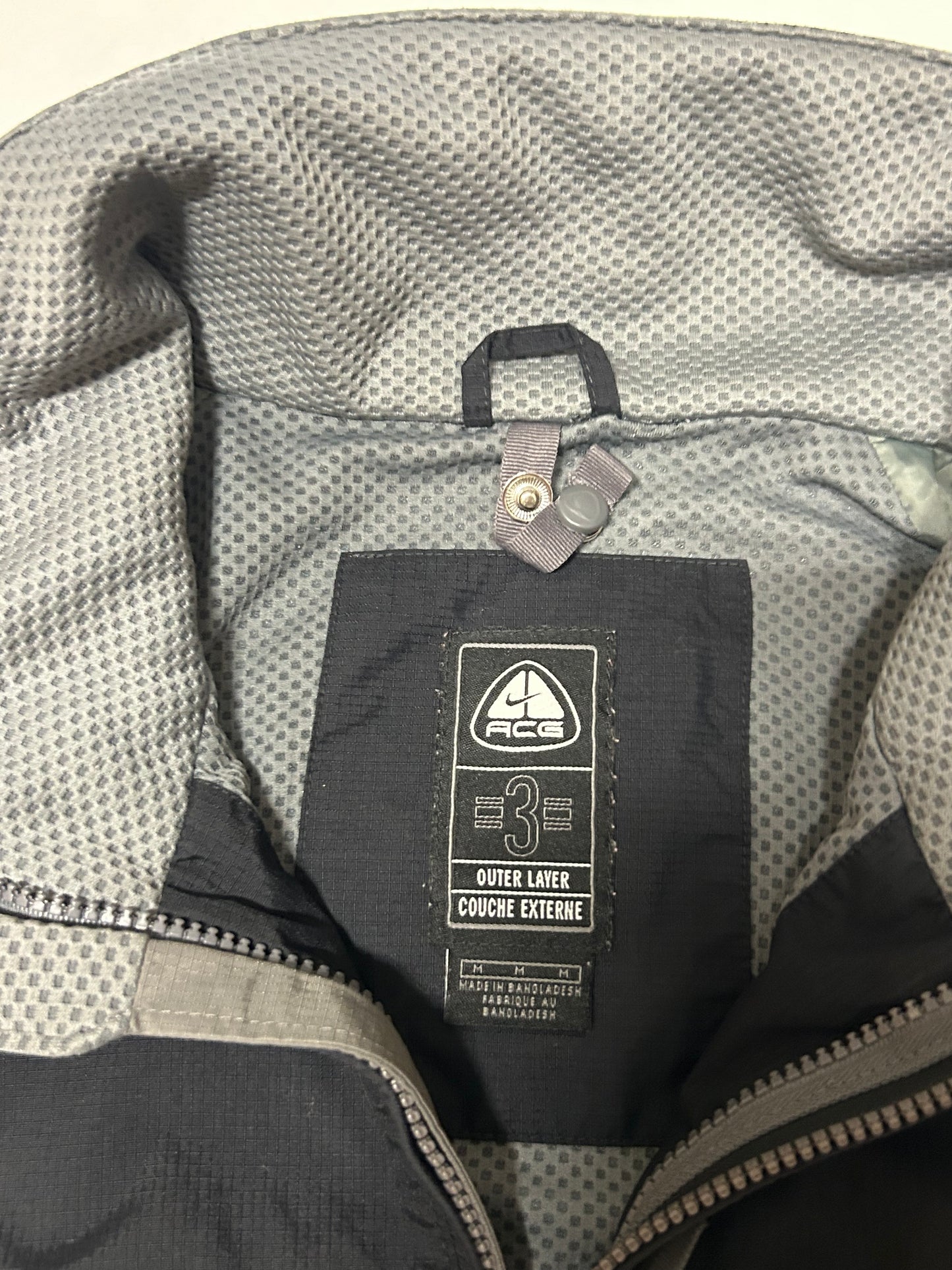 Vintage Nike ACG rain jacket (M)