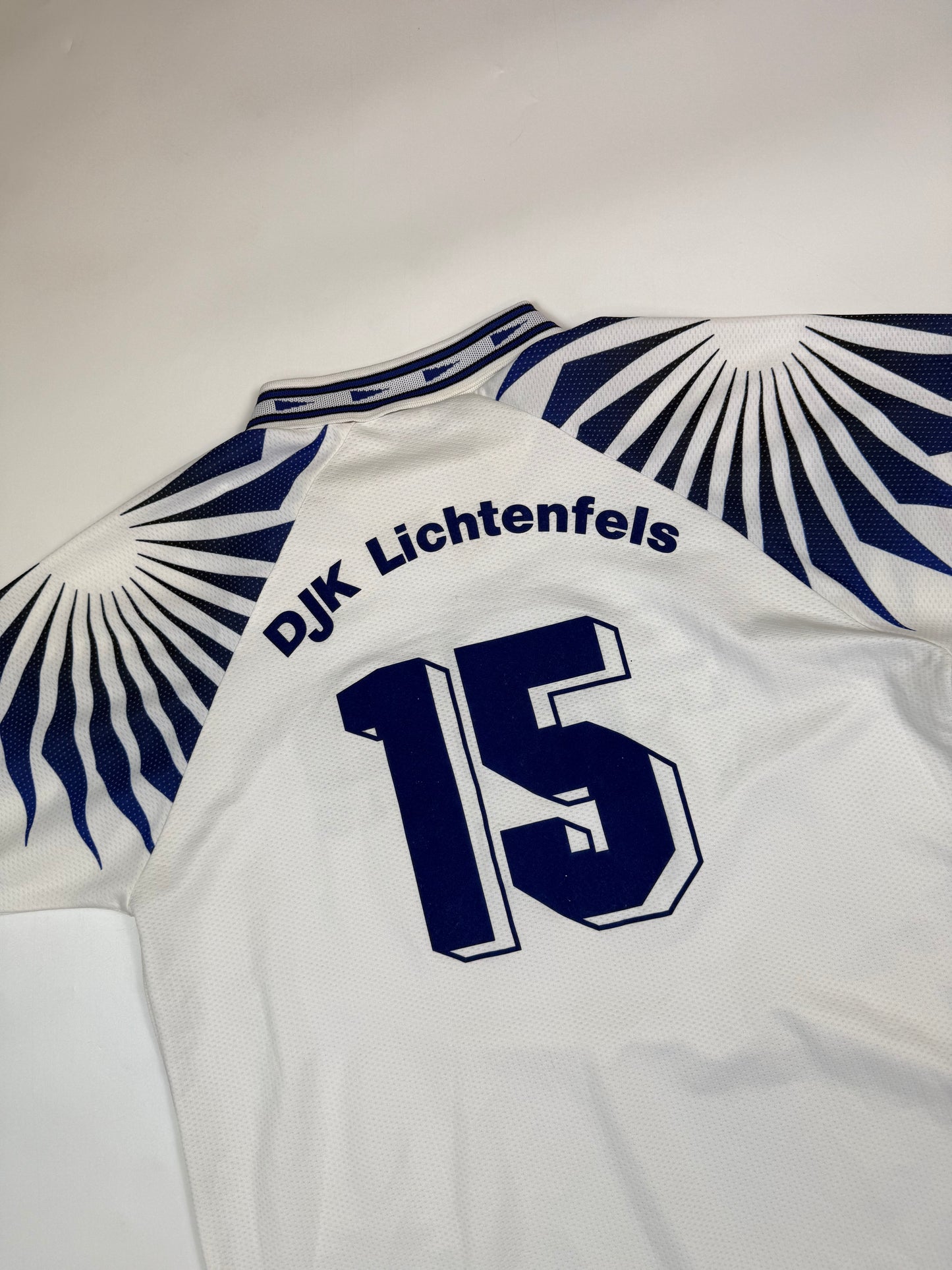 Vintage Reebok german 2000s football shirt (XL)