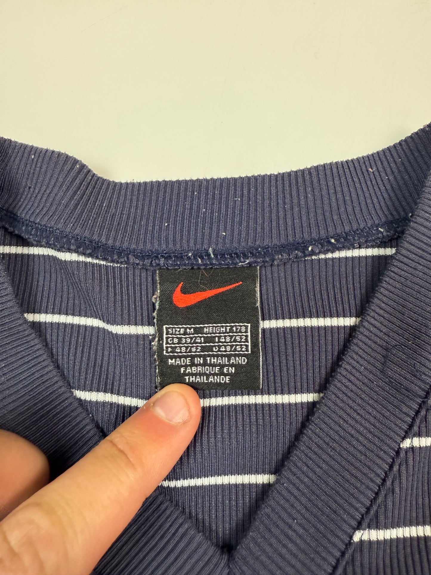 Vintage 90s Nike striped tee (M)