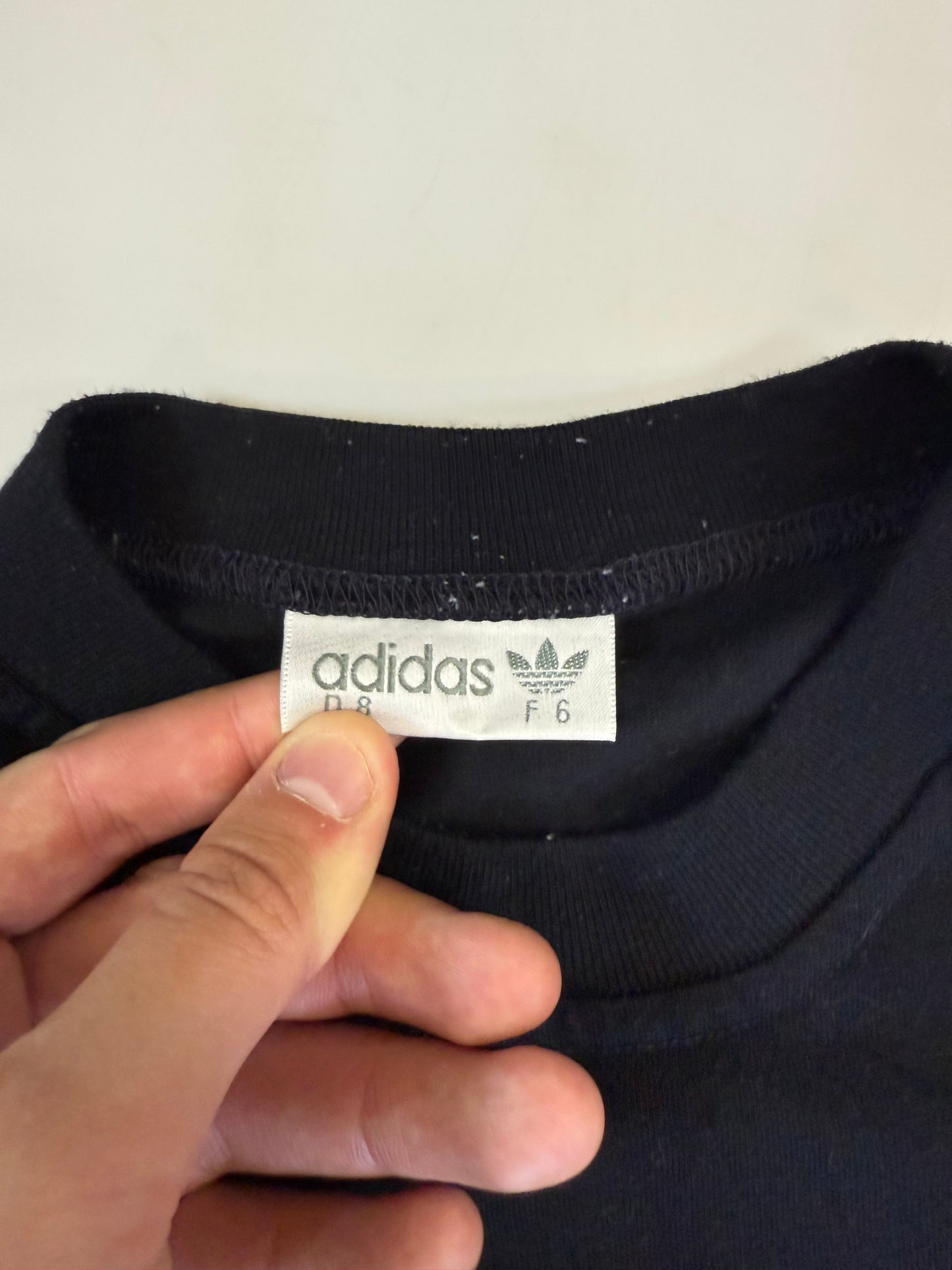 Vintage 90s Adidas originals blank tee (L)