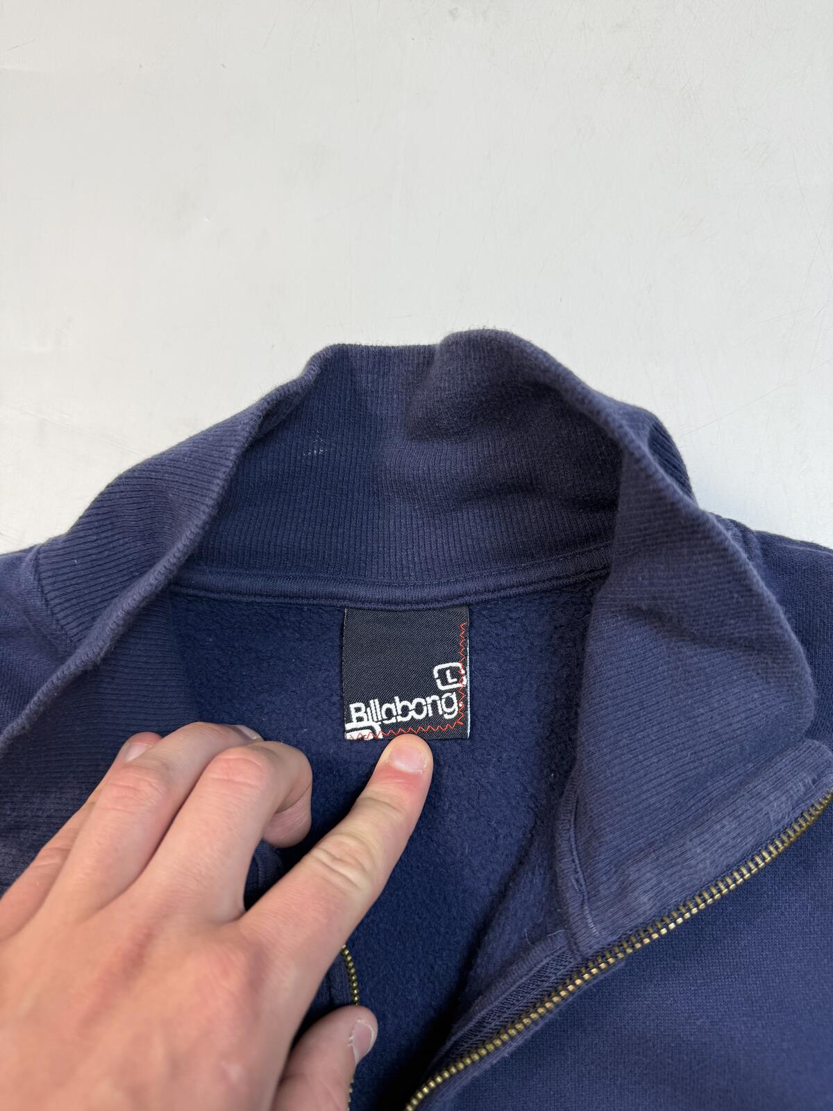 Vintage Y2K Billabong surfwear full zip sweatshirt (L)