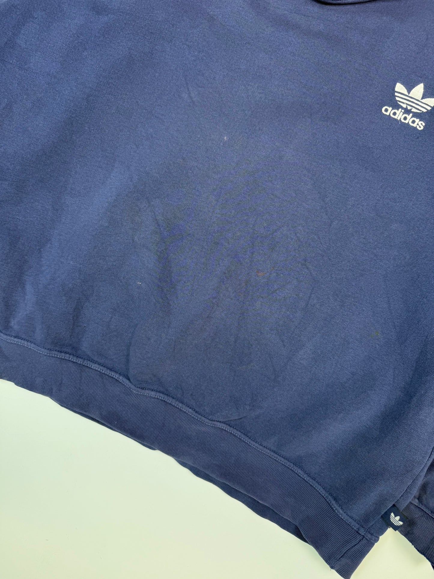 Vintage 90s Adidas originals small logo sweatshirt (L)