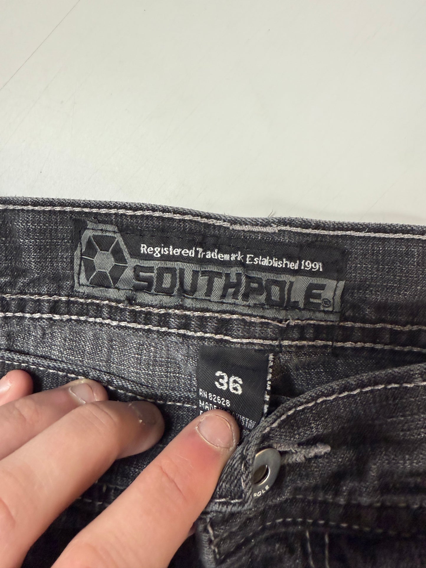 Vintage Southpole baggy jeans (W38)