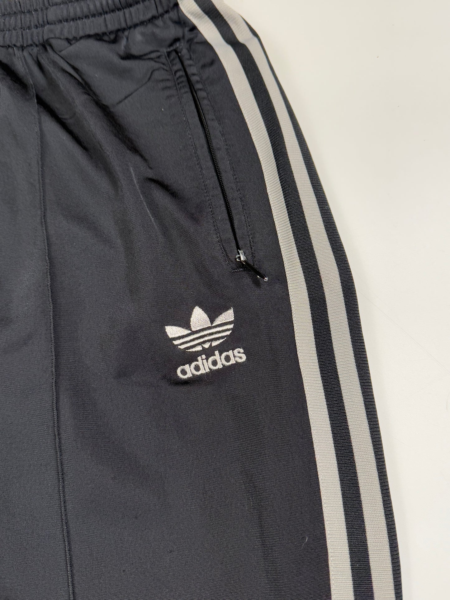Vintage Adidas originals baggy track pants (L)