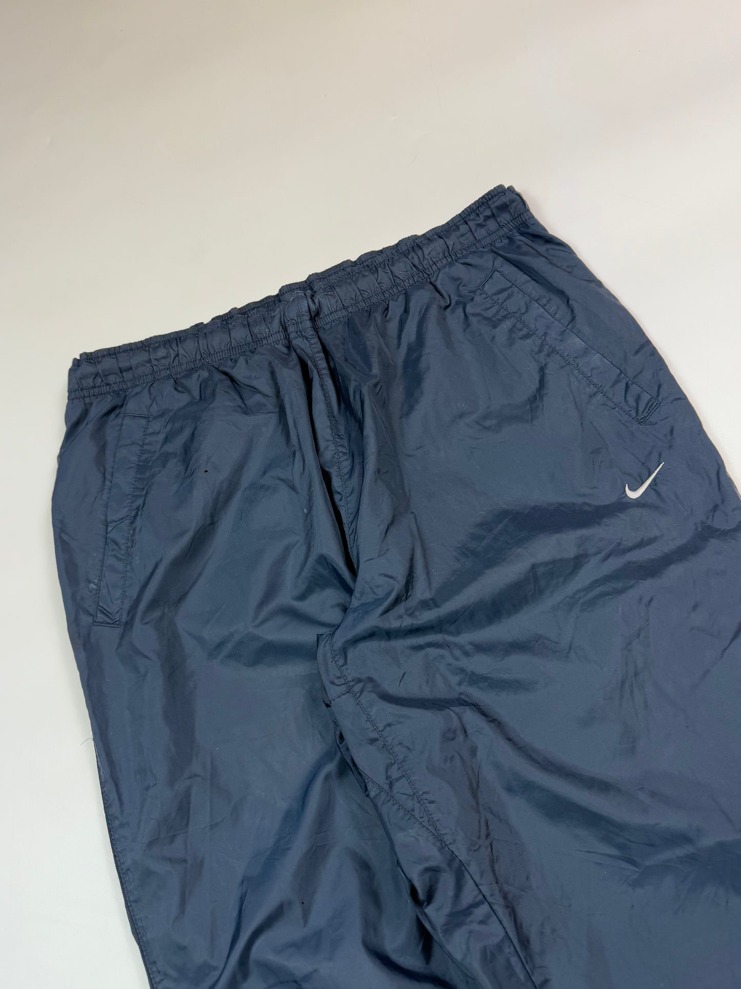 Vintage Nike baggy track pants (L)