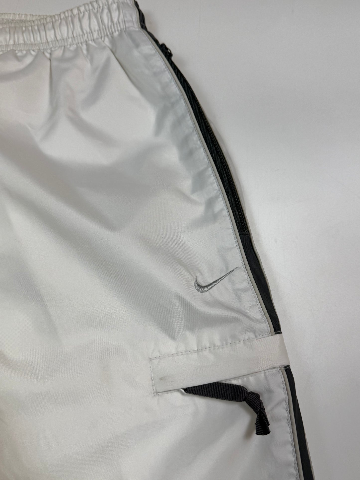 Vintage Nike side stripe baggy track pants (S)