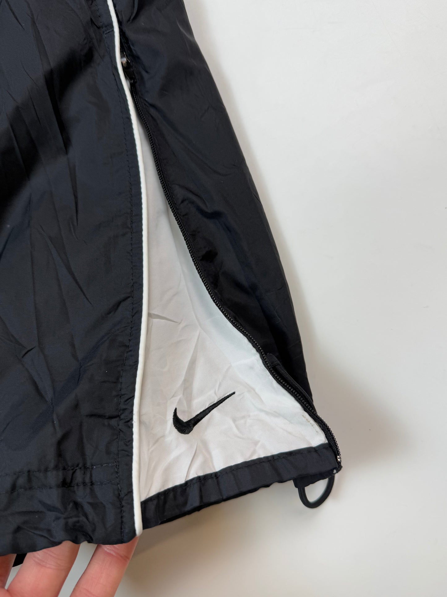 Vintage Nike baggy side stripe track pants (S)