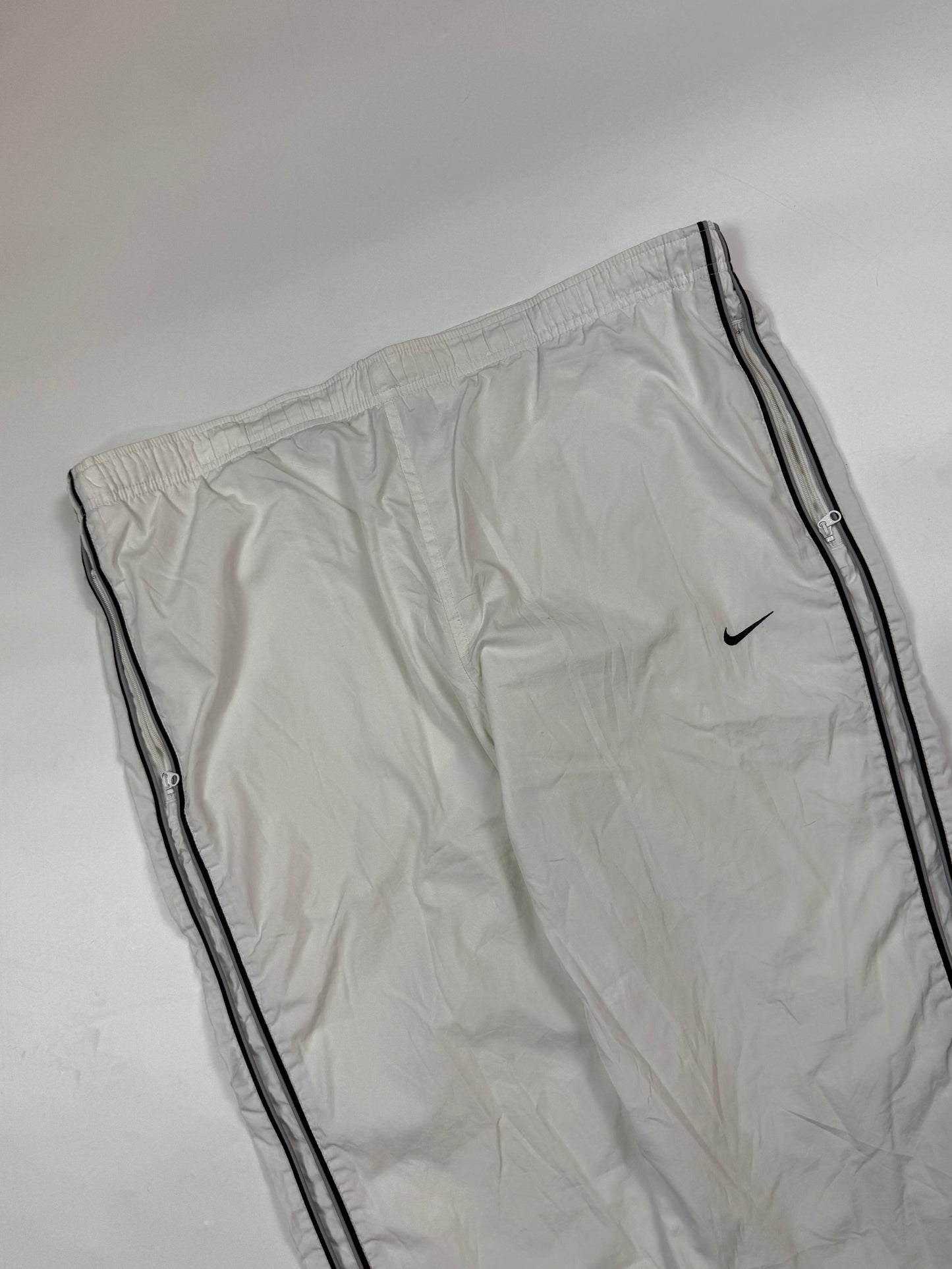 Vintage Nike mini swoosh track pants (M)