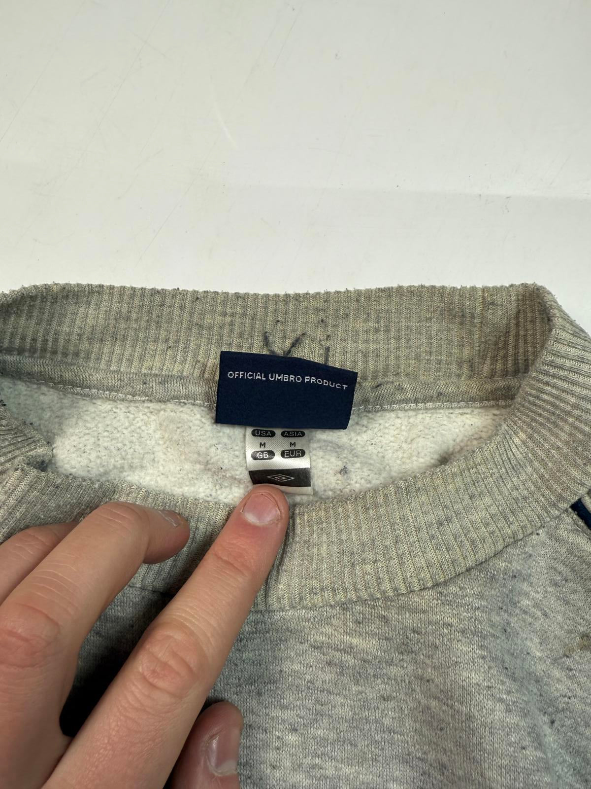 Vintage Umbro small logo sweatshirt (M)