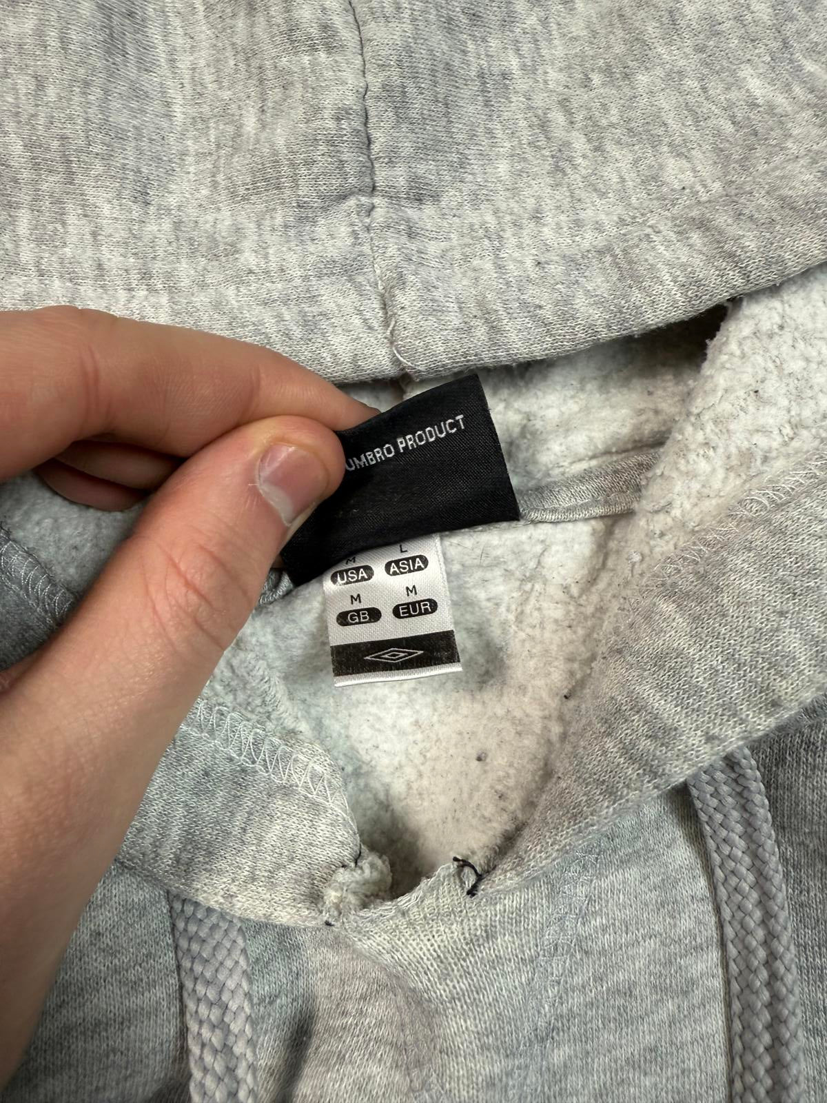 Vintage Umbro small logo hoodie (M)