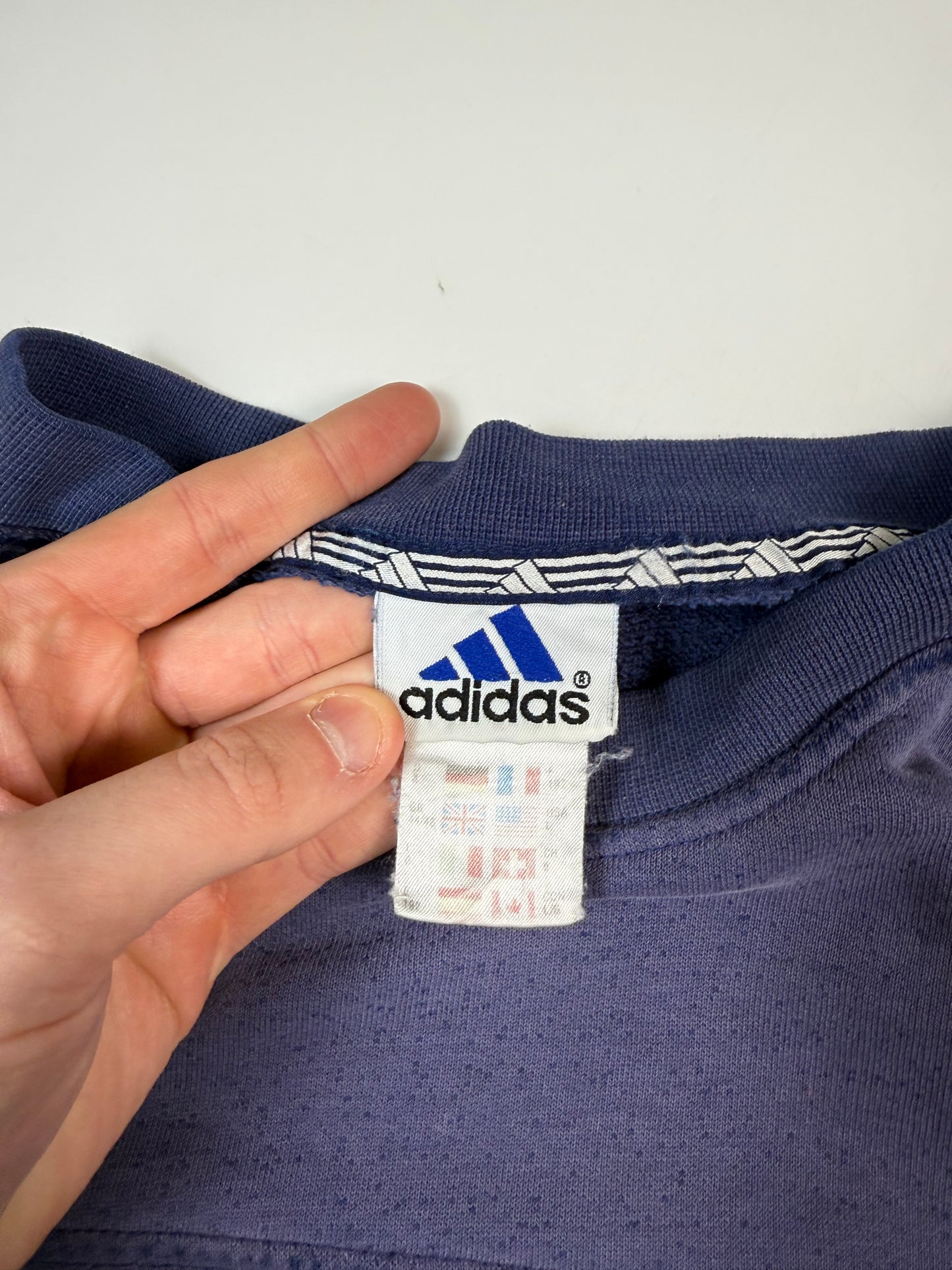 Vintage 90s Adidas small logo Sweatshirt (L)