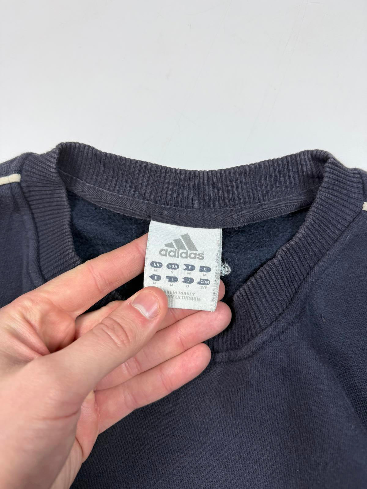 Vintage Adidas spell out sweatshirt (M)