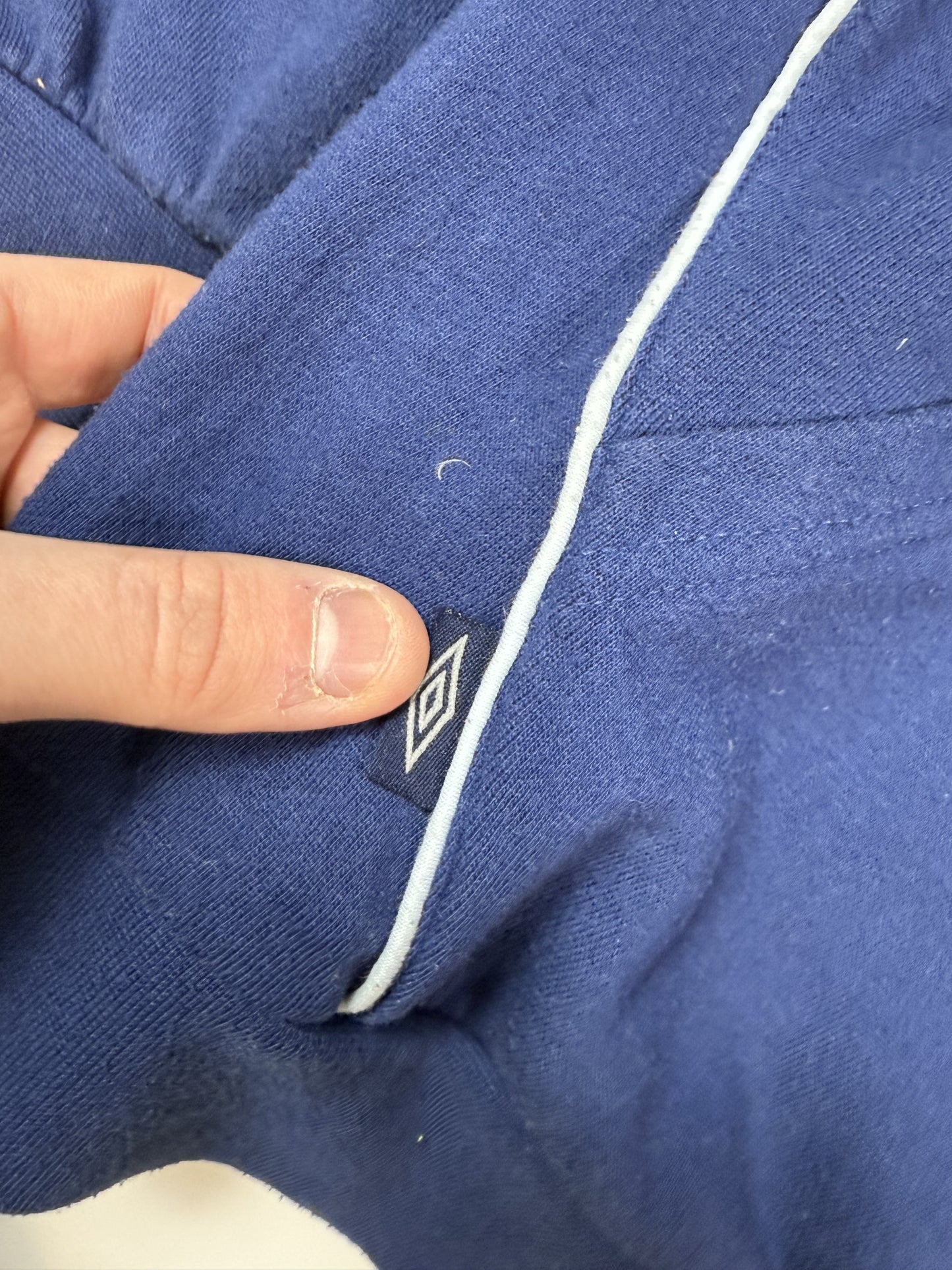 Vintage Umbro centre logo hoodie (L)