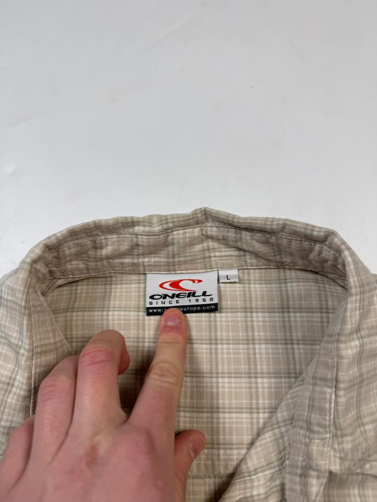 Vintage Y2K O'neill checkered short sleeve shirt (L)