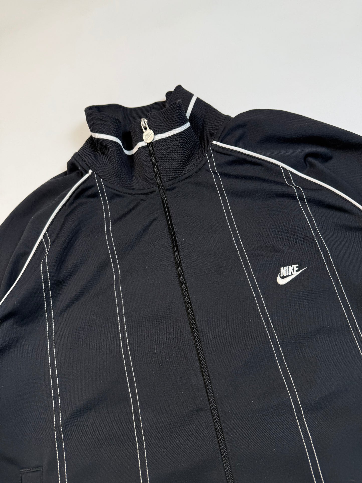 Vintage Nike striped track jacket (L)