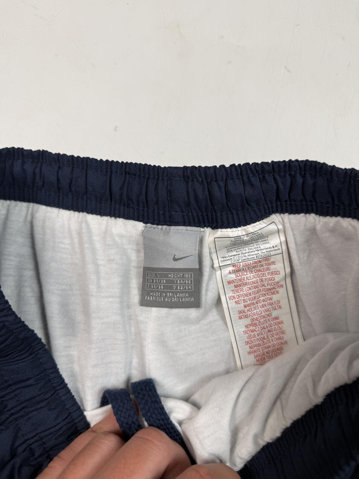 Vintage Nike waterproof baggy track pants (L)