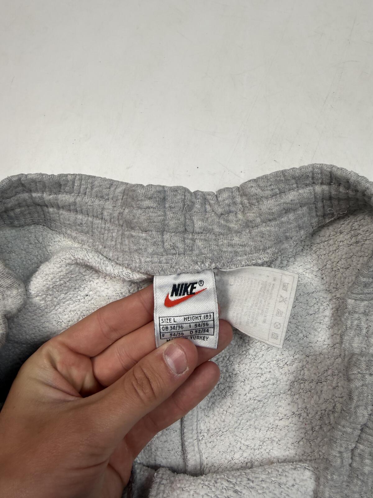 Vintage 90s Nike baggy joggers (L)