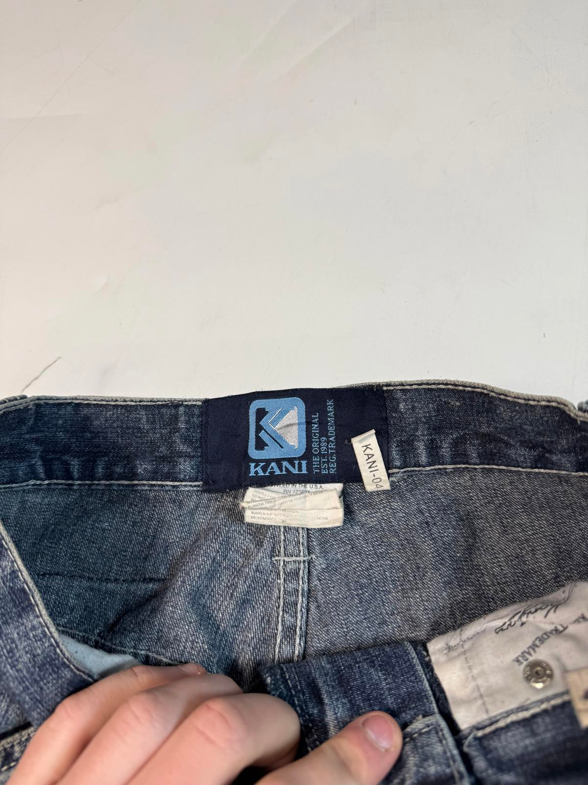 Vintage Y2K Karl Kani baggy hip hop jeans (W26)