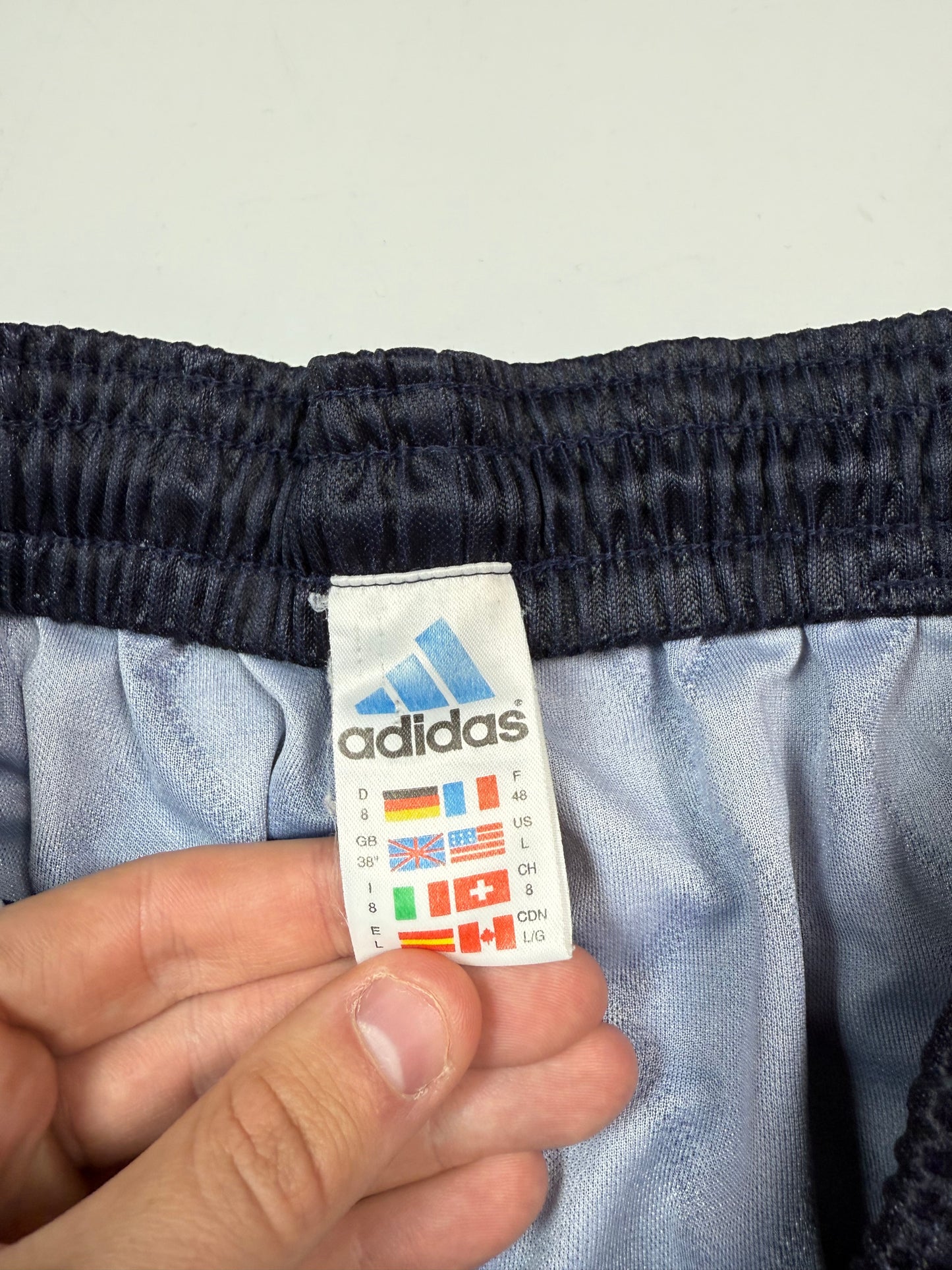 Vintage Bayern Munich 1997-99 Adidas home football shorts (L)