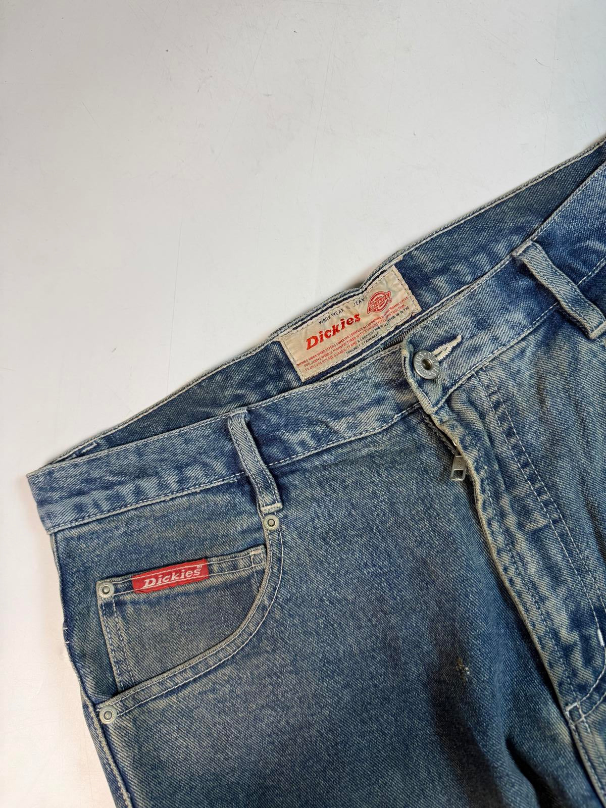 Vintage Dickies spell out baggy jeans (W34)
