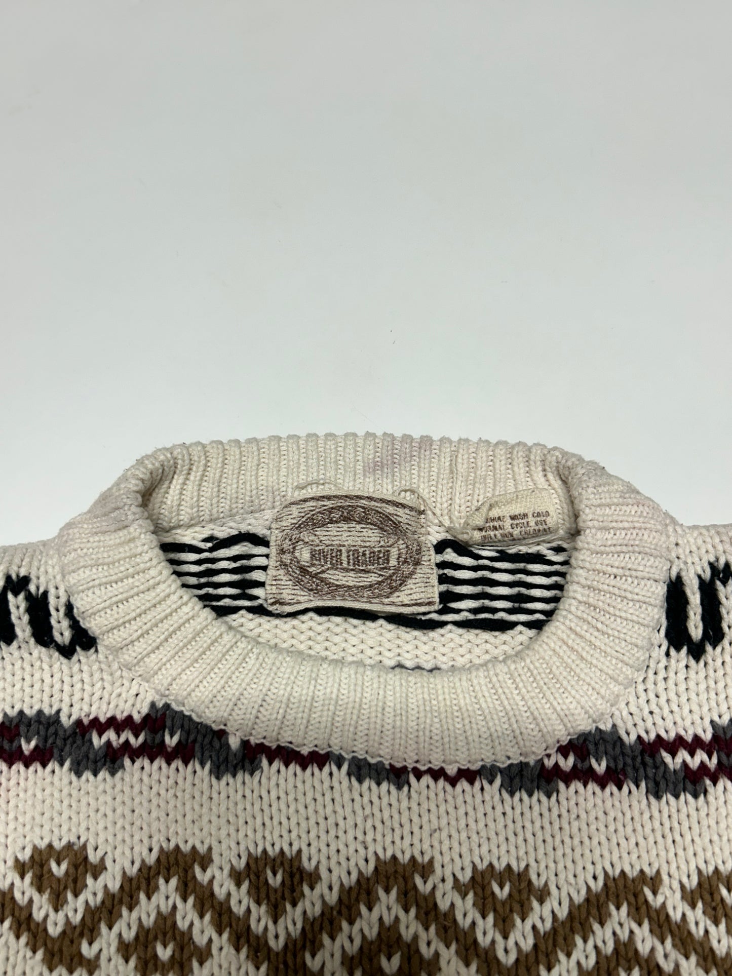 Vintage abstract knit sweater (L)