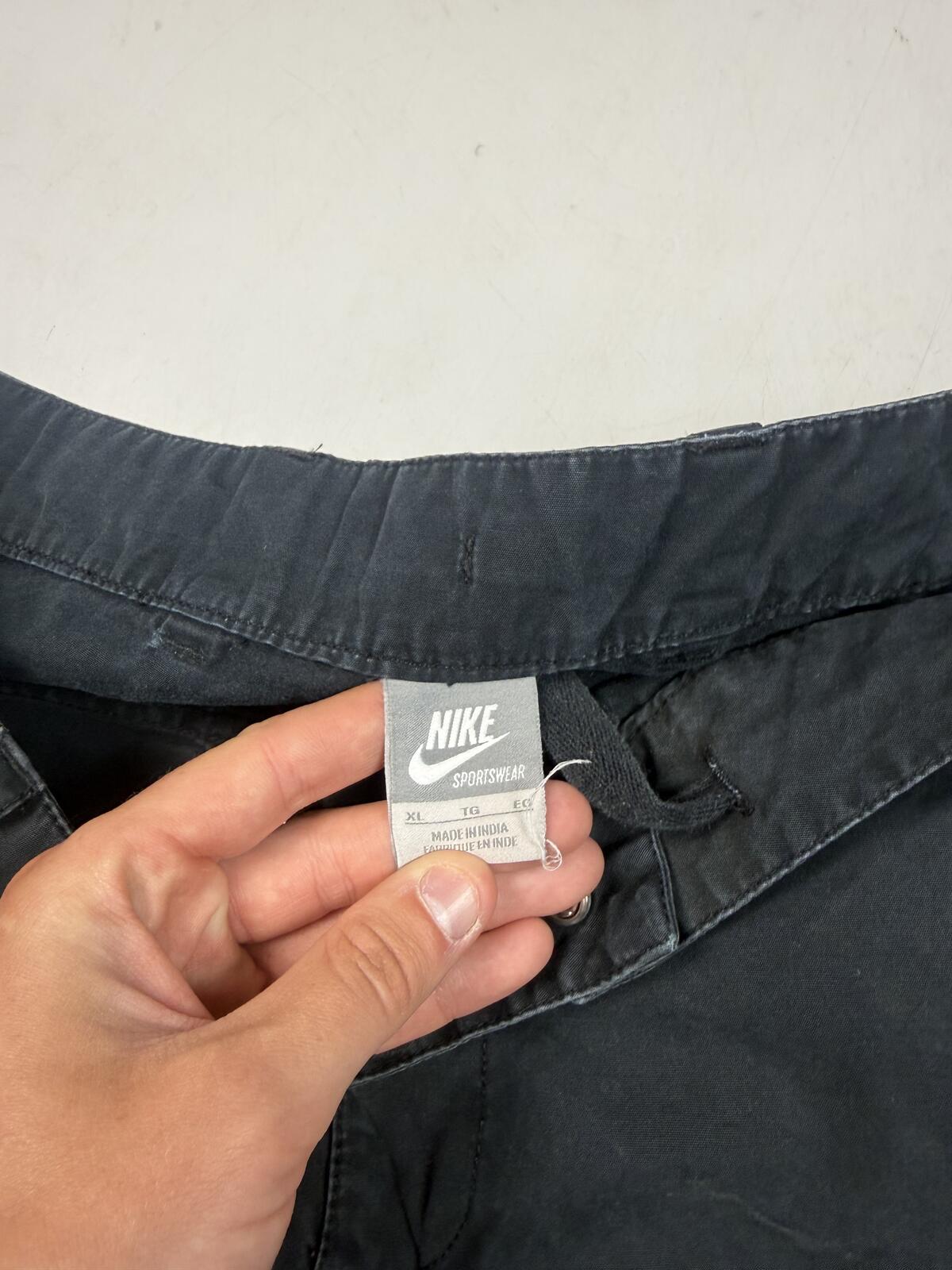 Vintage Nike baggy cargo pants (XL)