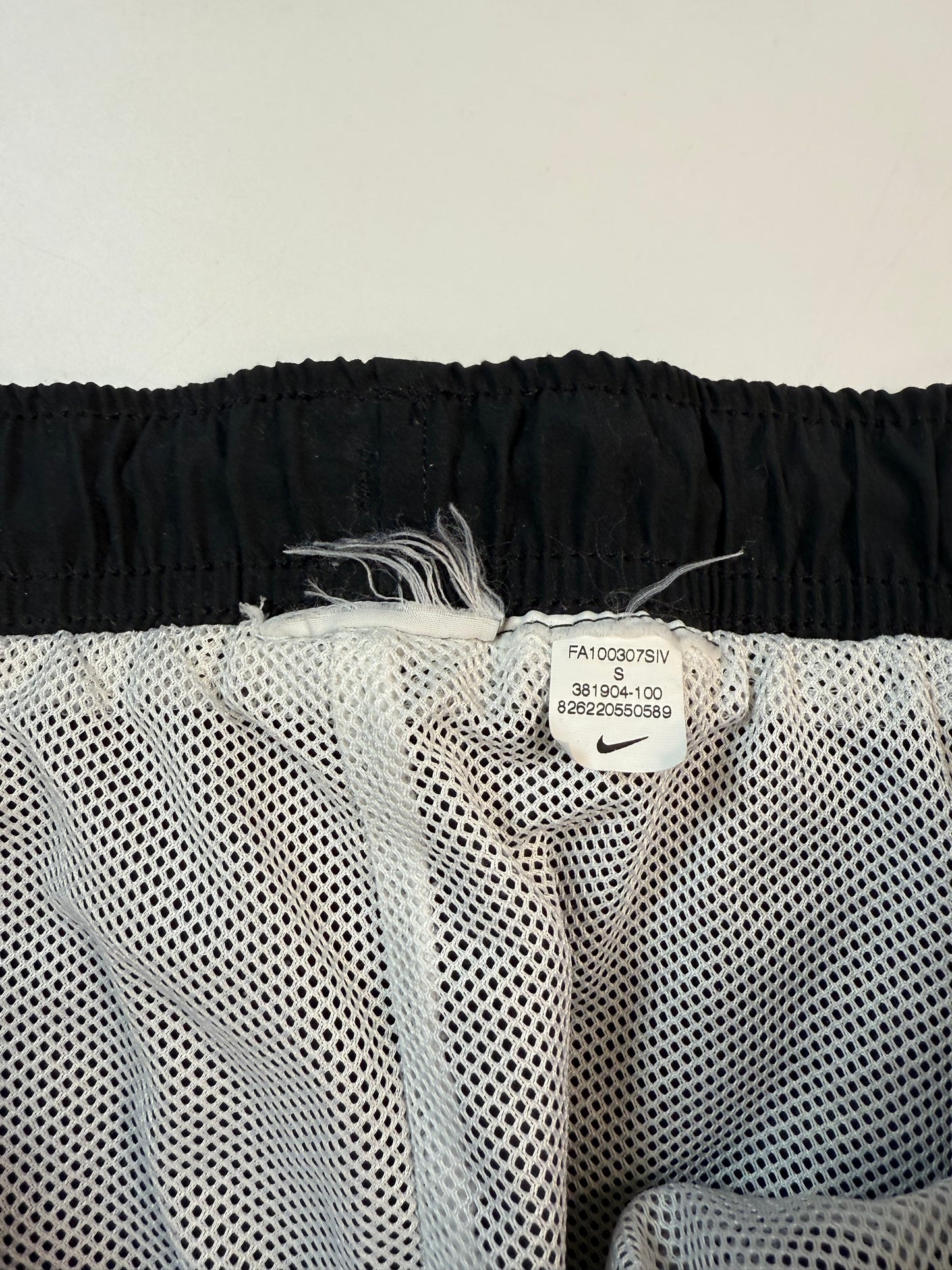 Vintage Nike baggy side stripe track pants (S)