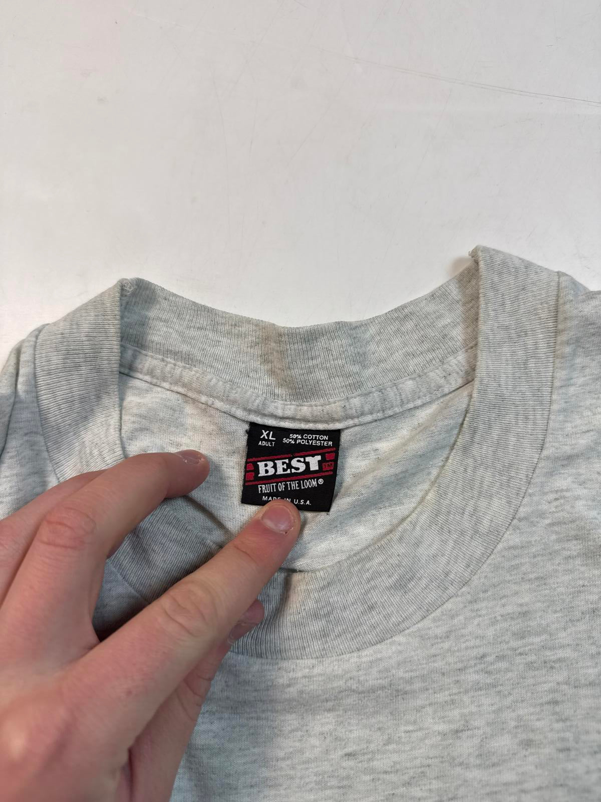 Vintage 90s Single stitch graphic tee (XL)