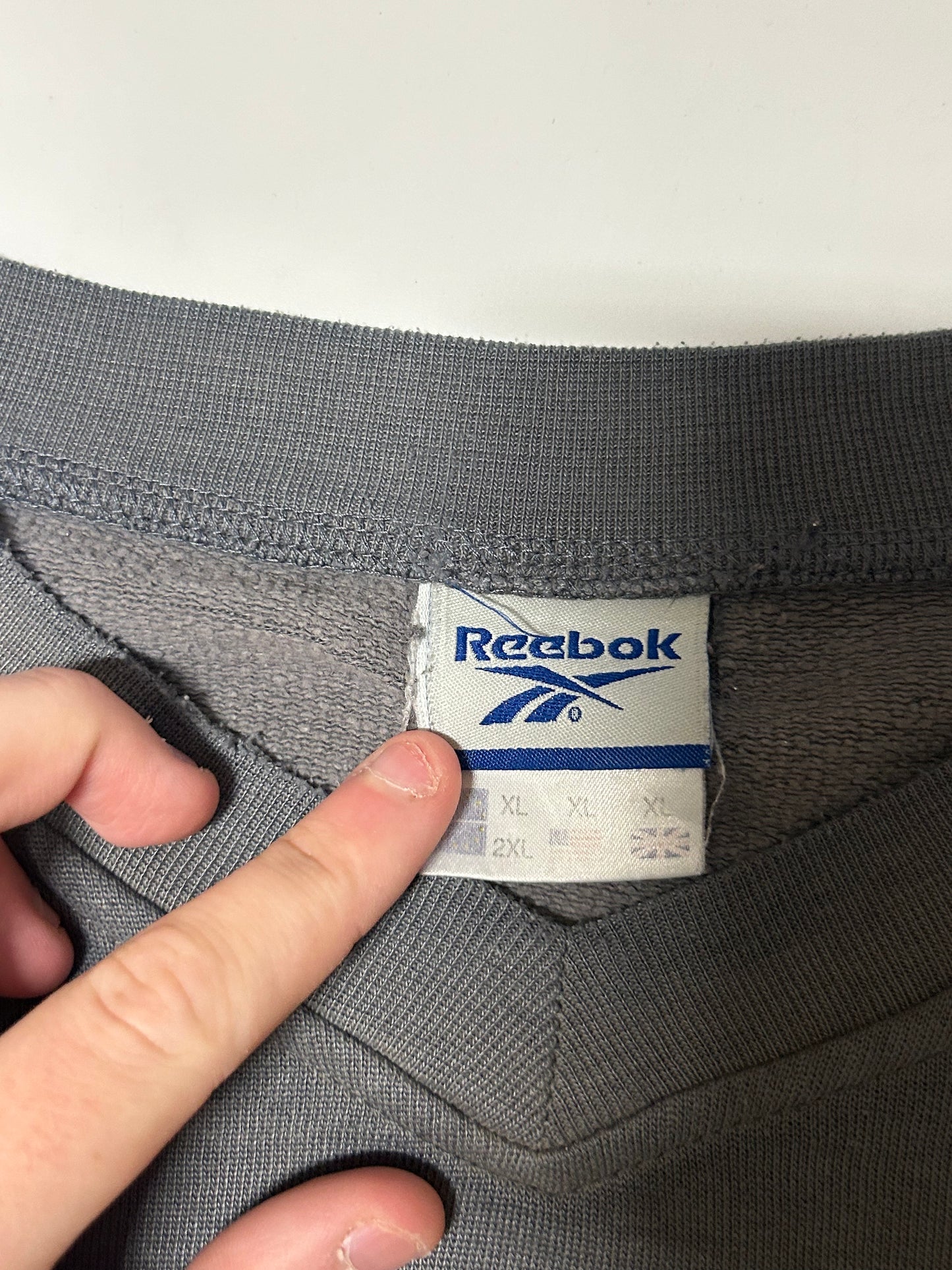 Vintage Reebok small logo sweatshirt (XL)