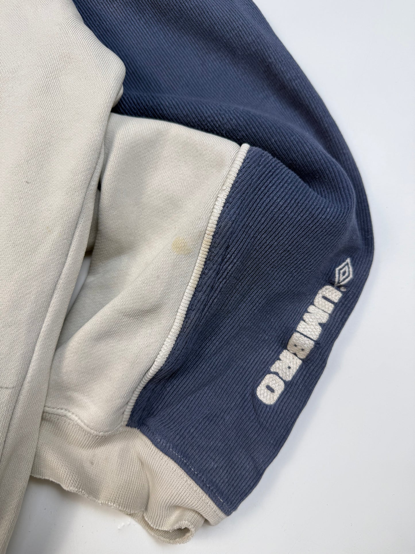 Vintage Umbro centre logo sweatshirt (L)
