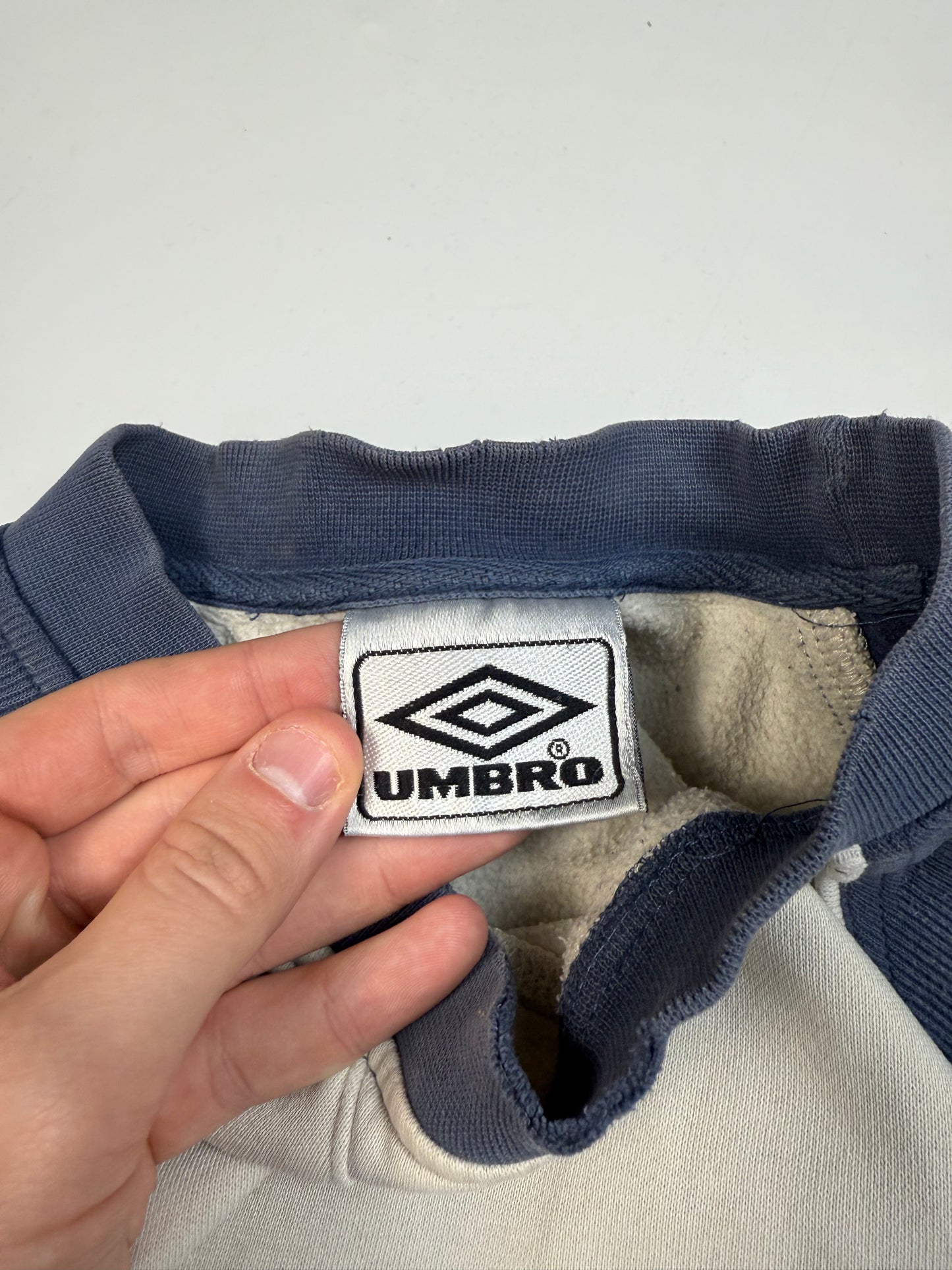 Vintage Umbro centre logo sweatshirt (L)