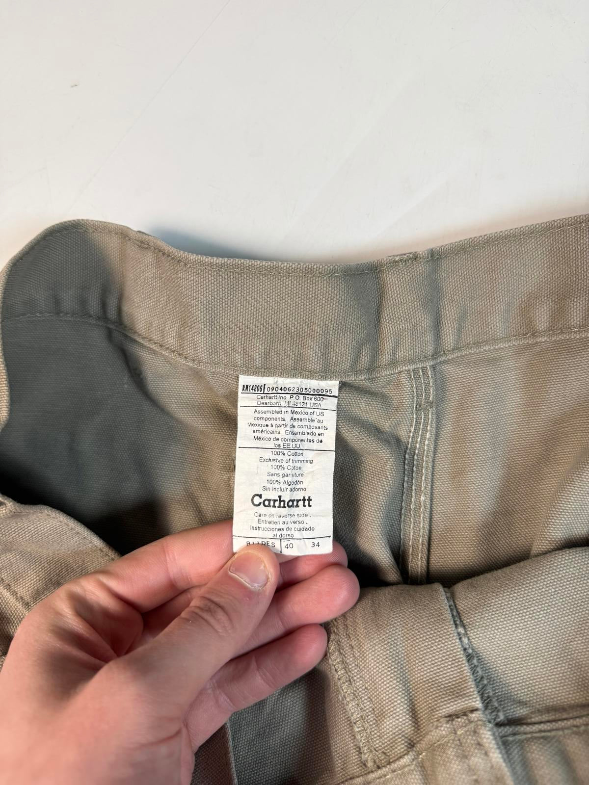 Vintage Carhartt baggy carpenter pants (W40)