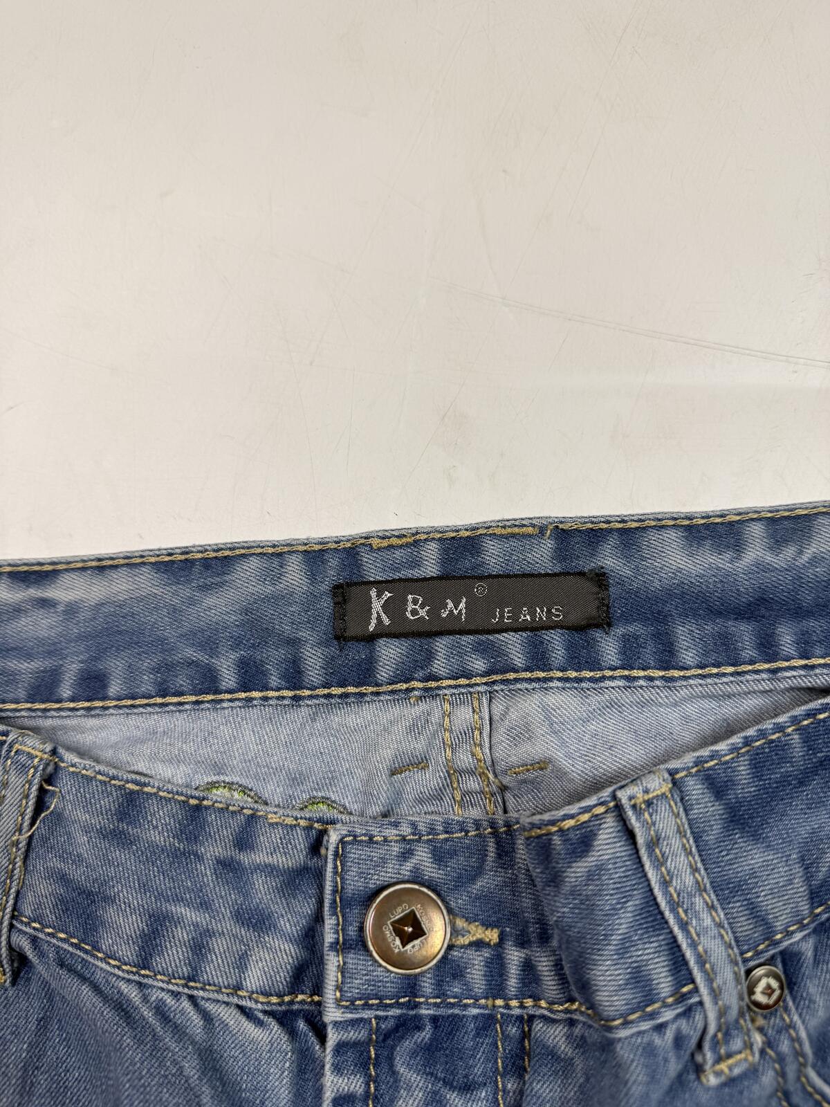 Vintage Y2K embroidered hip hop jorts (W36)