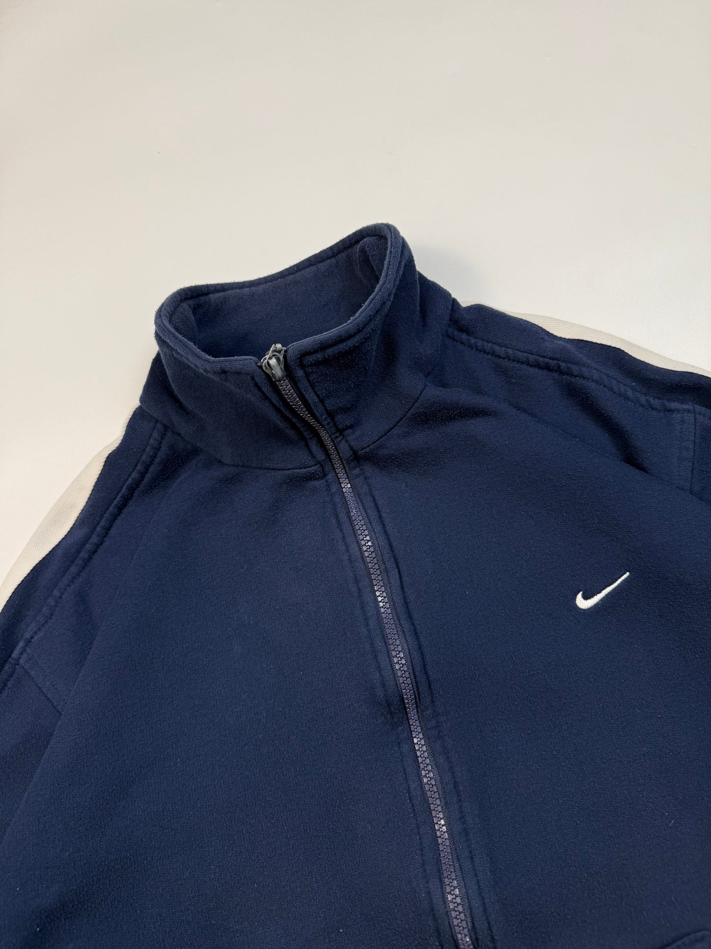 Vintage Nike mini swoosh track top (M)