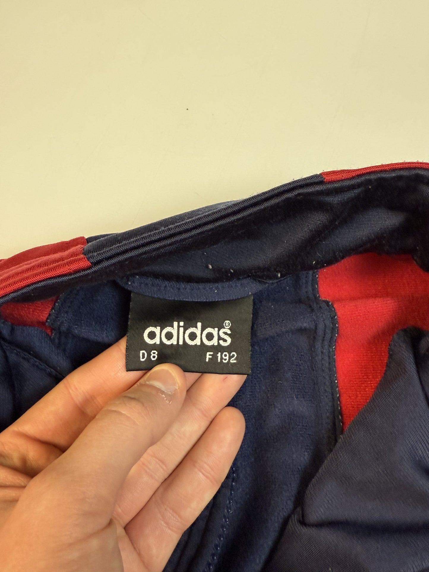 Vintage 90s Adidas track jacket (L)